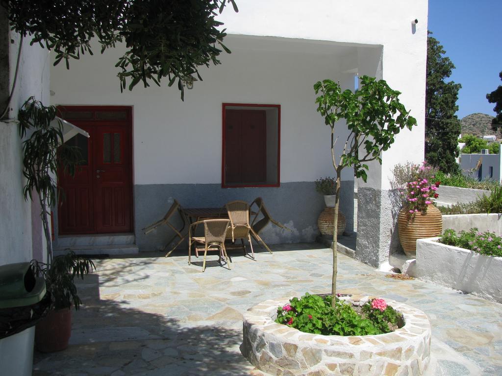 Anna Aparthotel 3*